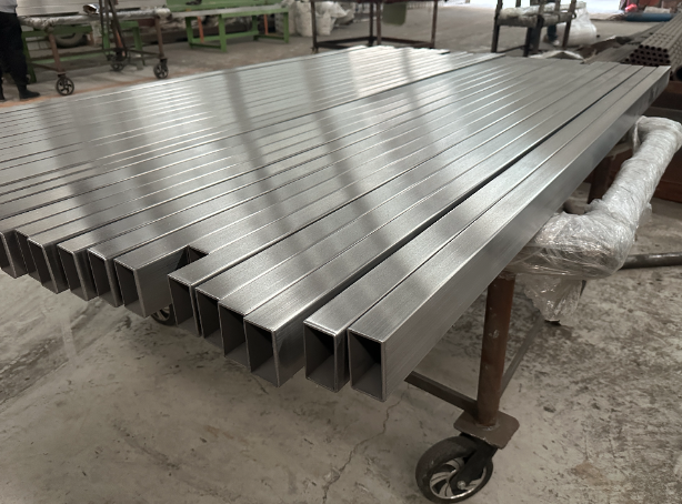 常州新能源汽车用不锈钢方管 现货